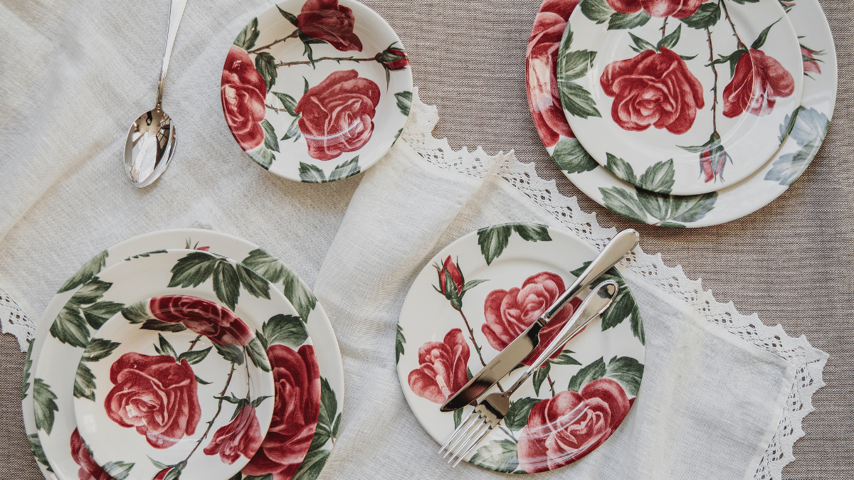 vintage : assiette vintage fleurie rétro